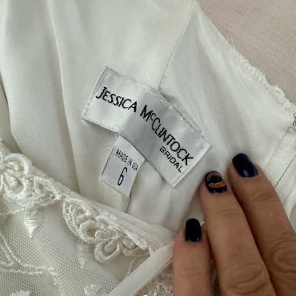 Jessica McClintock worn once wedding dress so 6 - Picture 3 of 4